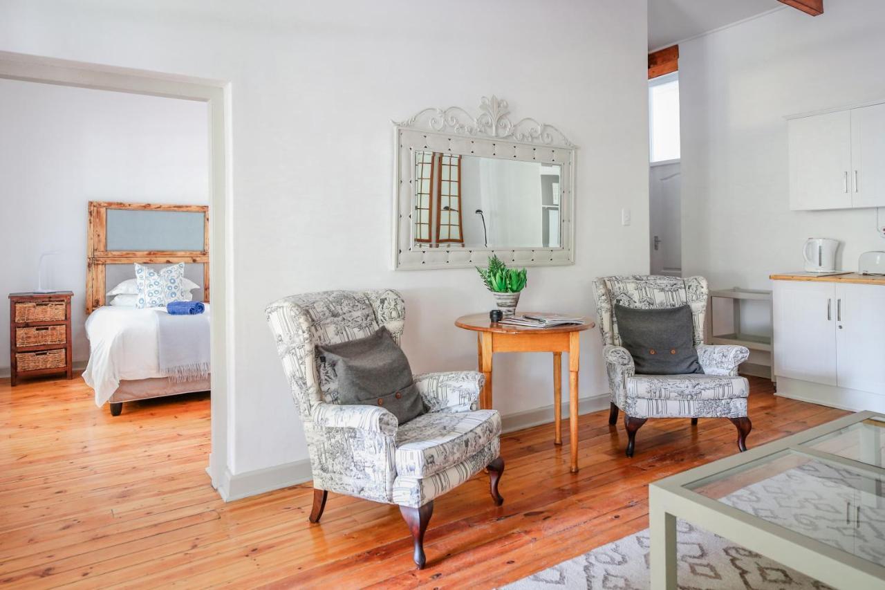 River Bend Guesthouses Graaff-Reinet Extérieur photo